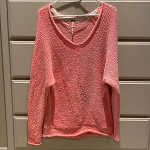 Free People oversized xs sweater. Worn only once! Excellent color and fun color!